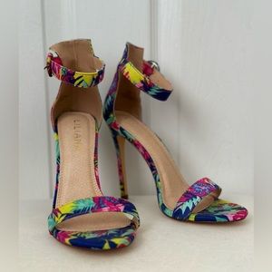 Liliana Heels Size 6.5